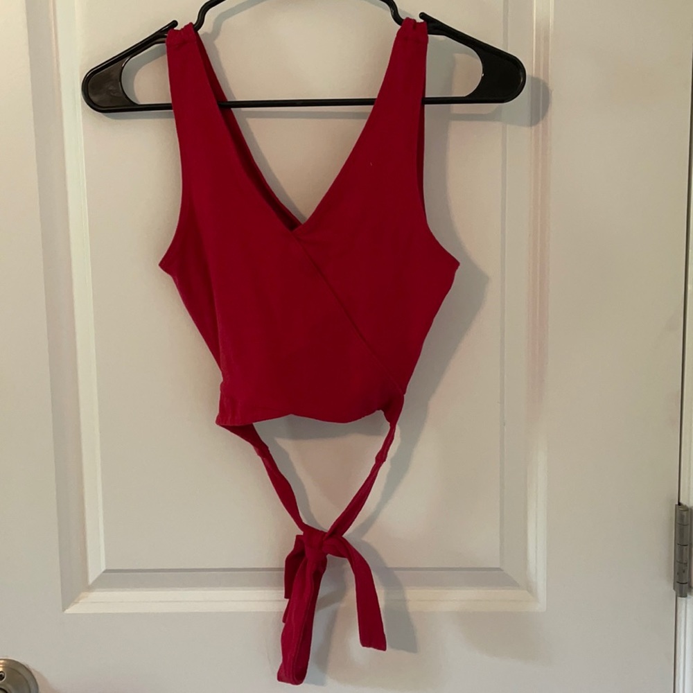 crossover tank top